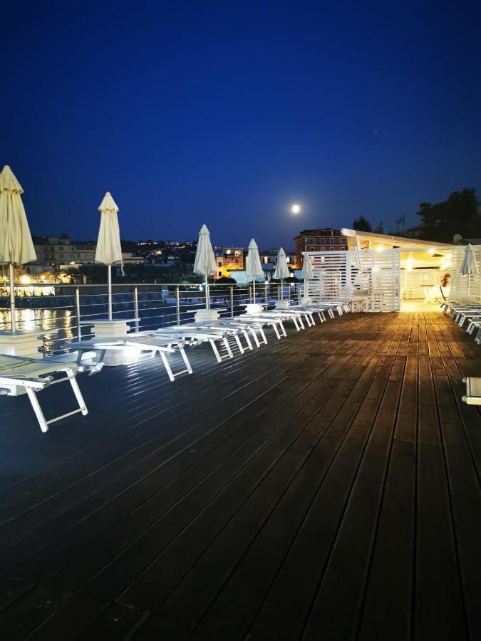 Furano Bahari Hotel Agropoli Kültér fotó
